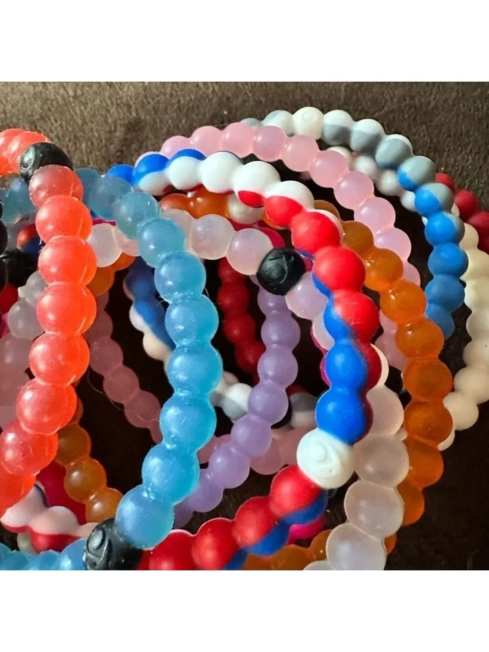 Lokai Bracelets- Lot of 16 Bracelets - Picture 6 of 11